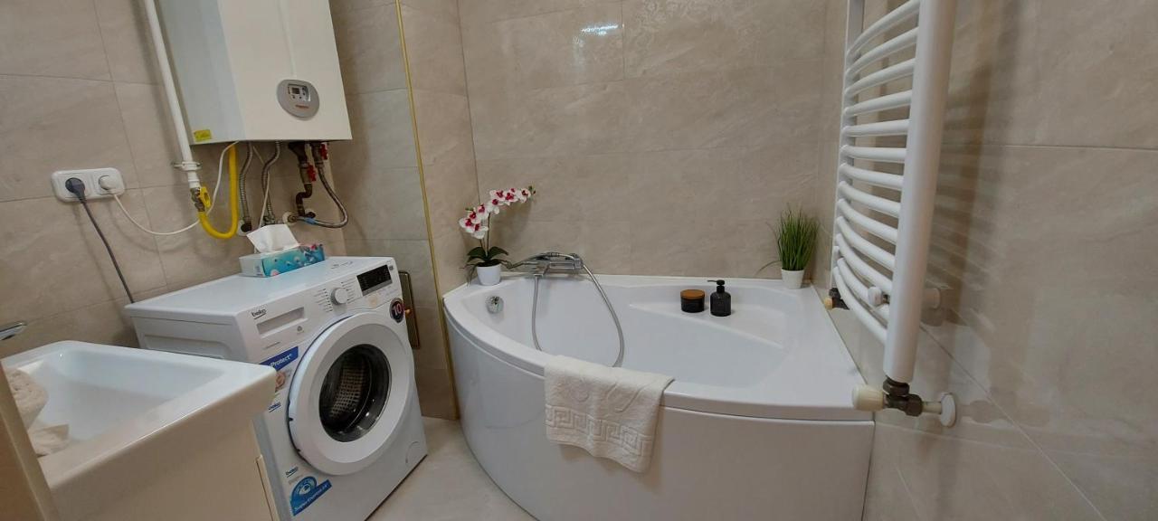 Amulett Suite Apartment Hajduszoboszlo Luaran gambar