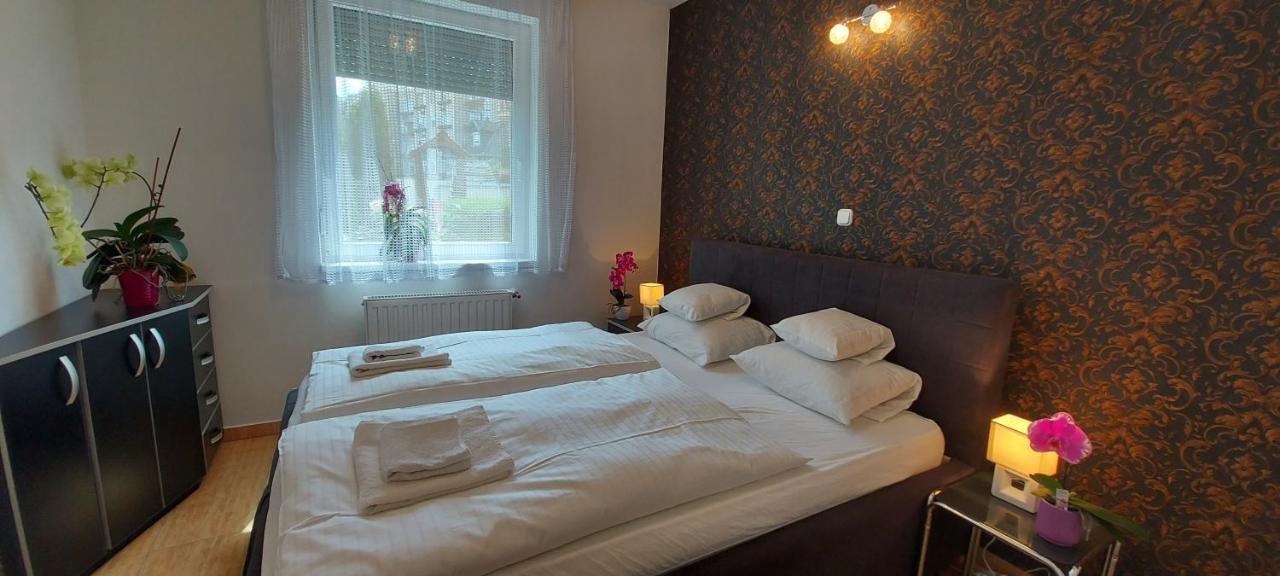 Amulett Suite Apartment Hajduszoboszlo Luaran gambar